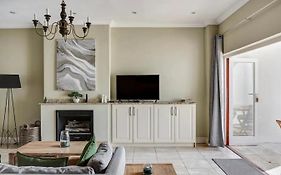 2 Villefranche, Franschhoek